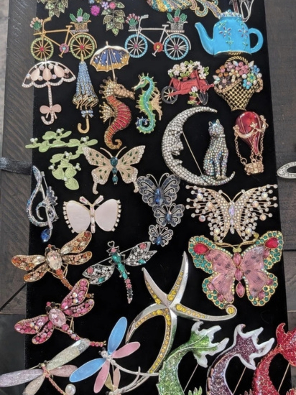 For @trinitas77 Multicolor Brooch Collection